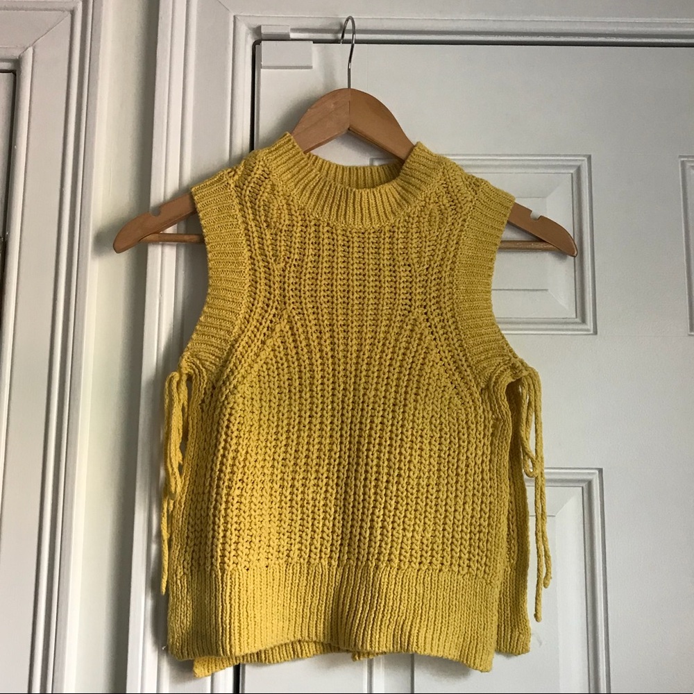 Aritzia Wilfred sweater knit top